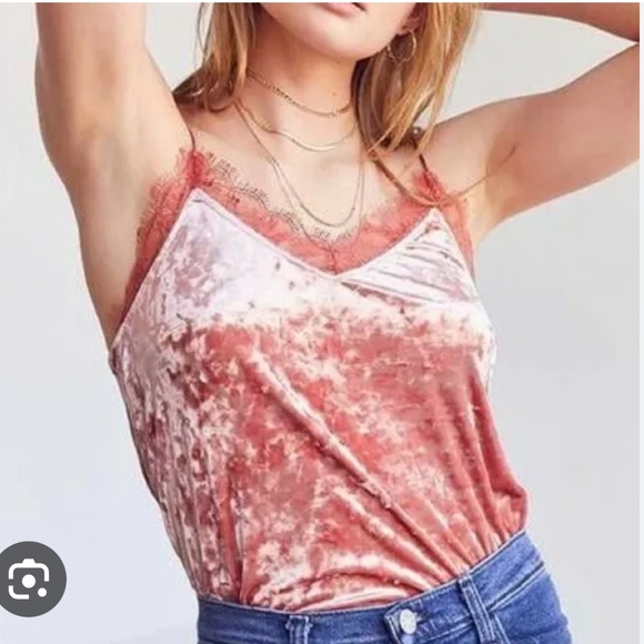 Kimchi Blue crushed velvet lingerie tank. New with tag. - Picture 1 of 10